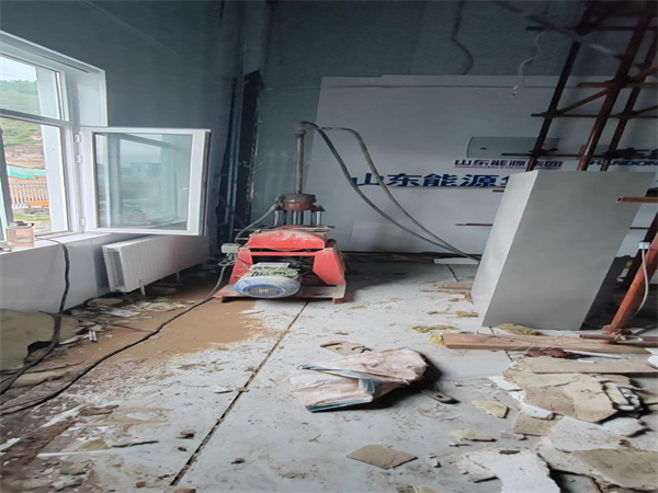 正阳地基基础下沉墙体裂缝加固注浆顶升施工